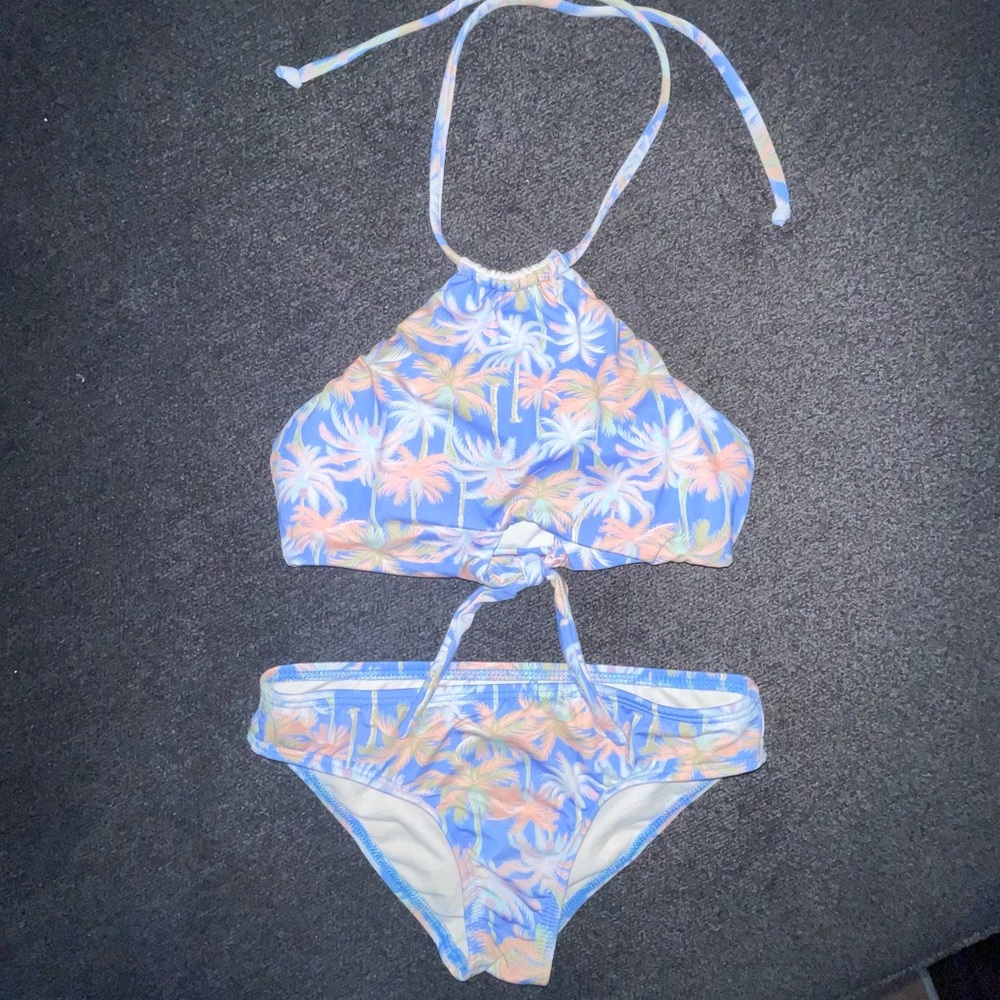 Girls size 6 Billabong bikini